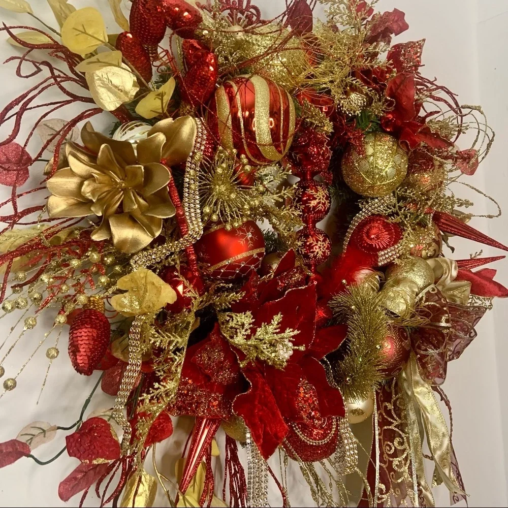 New Elegant Large Christmas Red Gold Sparkling Poinsettia Door Wall Wreath